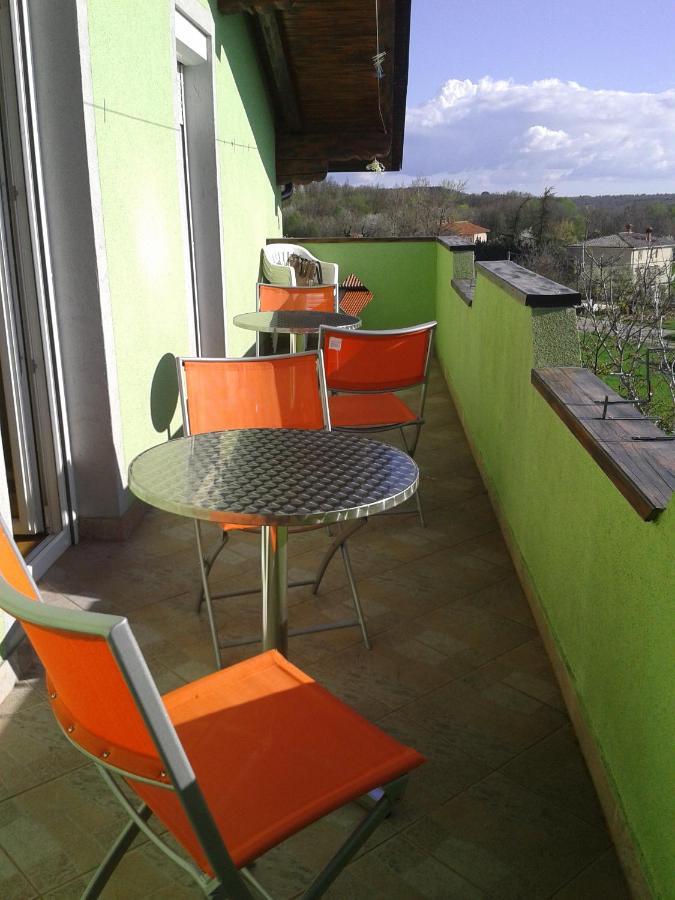 Hostel Ociski Raj Kozina Ngoại thất bức ảnh